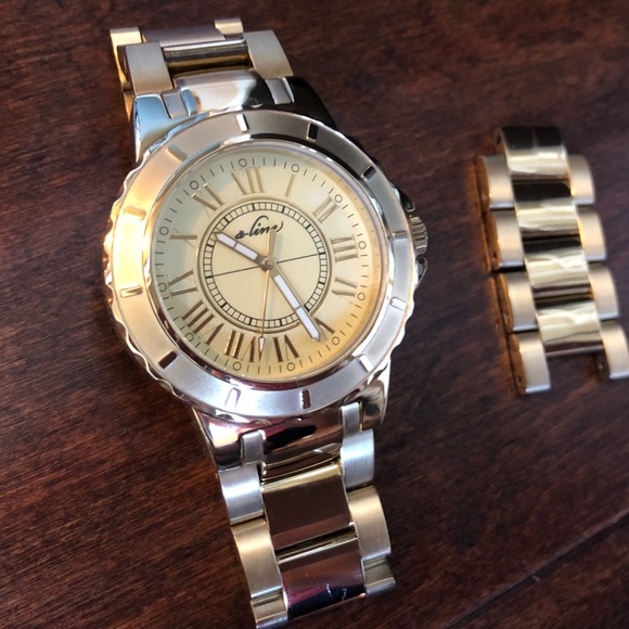 A-Line 20013 Marina Japanese Gold Watch - Picture 4 of 7